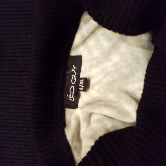 Leo Guy Beaded Embellished Cold Shoulder Turtleneck Sweater Size L/XL - Picture 8 of 8